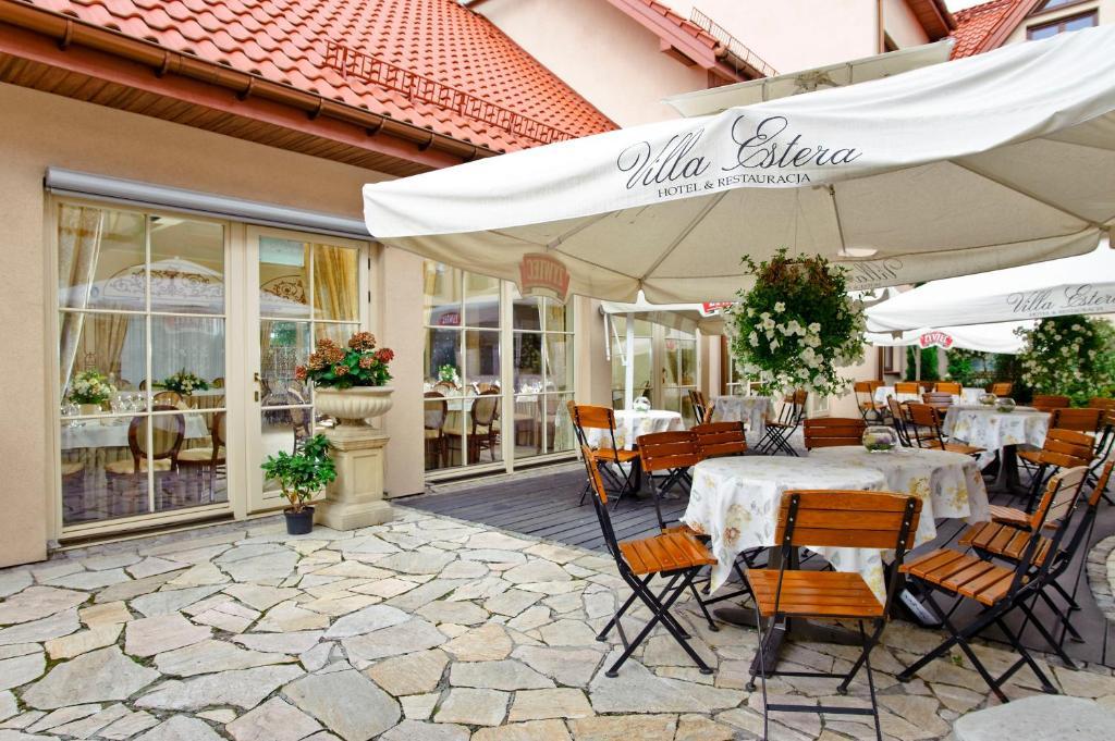 Villa Estera - Hotel & Restauracja Michałowice Exterior foto